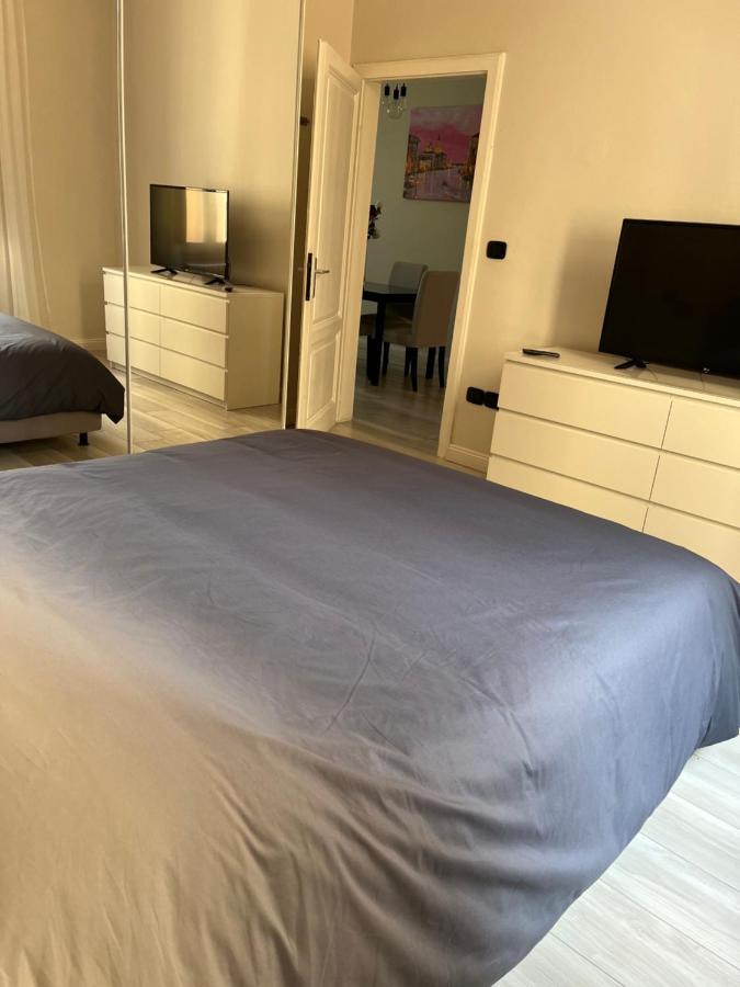 Grazioso Appartamento In Zona Centrale. مونتيكاتيني تيرمي المظهر الخارجي الصورة